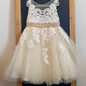 Flower girl dress